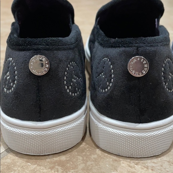 GIRLS STEVE MADDEN VELVET RHINESTONE SLIP-ON SHOES - Picture 8 of 8
